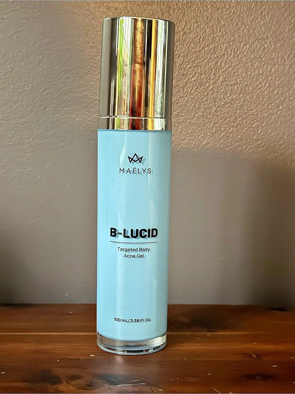 MAELYS B-LUCID Targeted Body Acne Gel Blue NWT